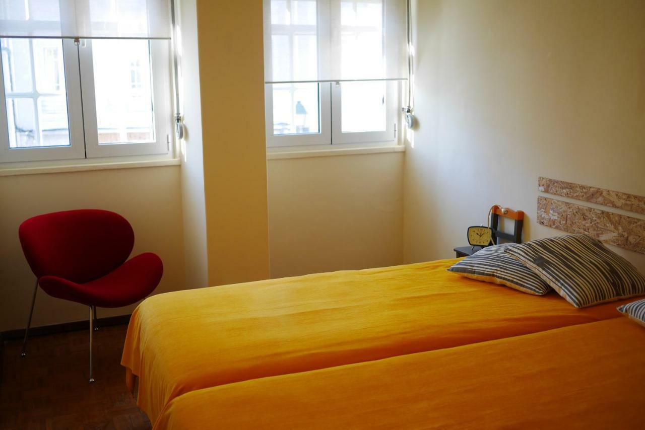 Appartamento Downtown Shelter - Casa Da Praca Aveiro Esterno foto