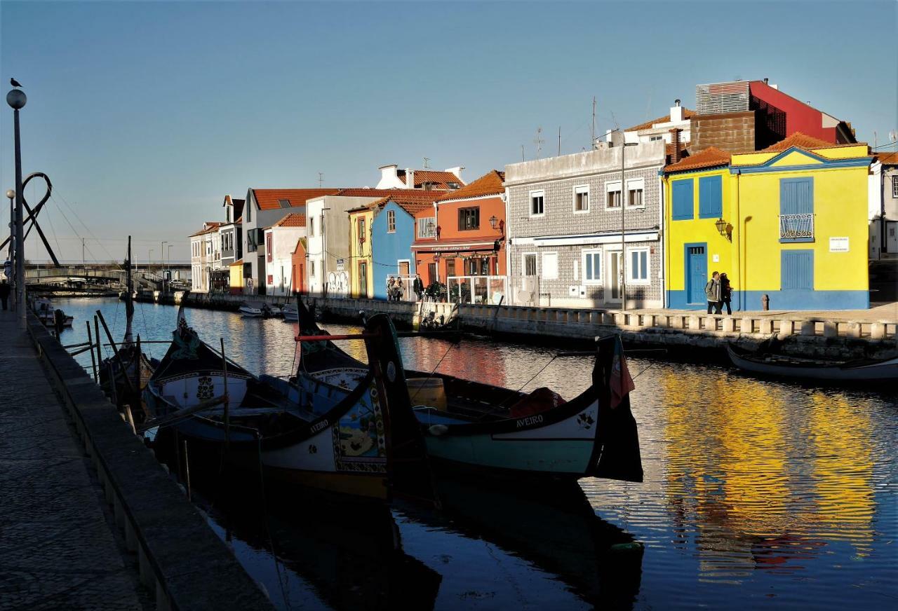 Appartamento Downtown Shelter - Casa Da Praca Aveiro Esterno foto