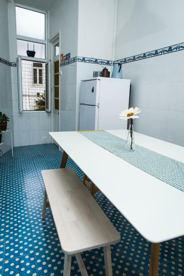 Appartamento Downtown Shelter - Casa Da Praca Aveiro Esterno foto
