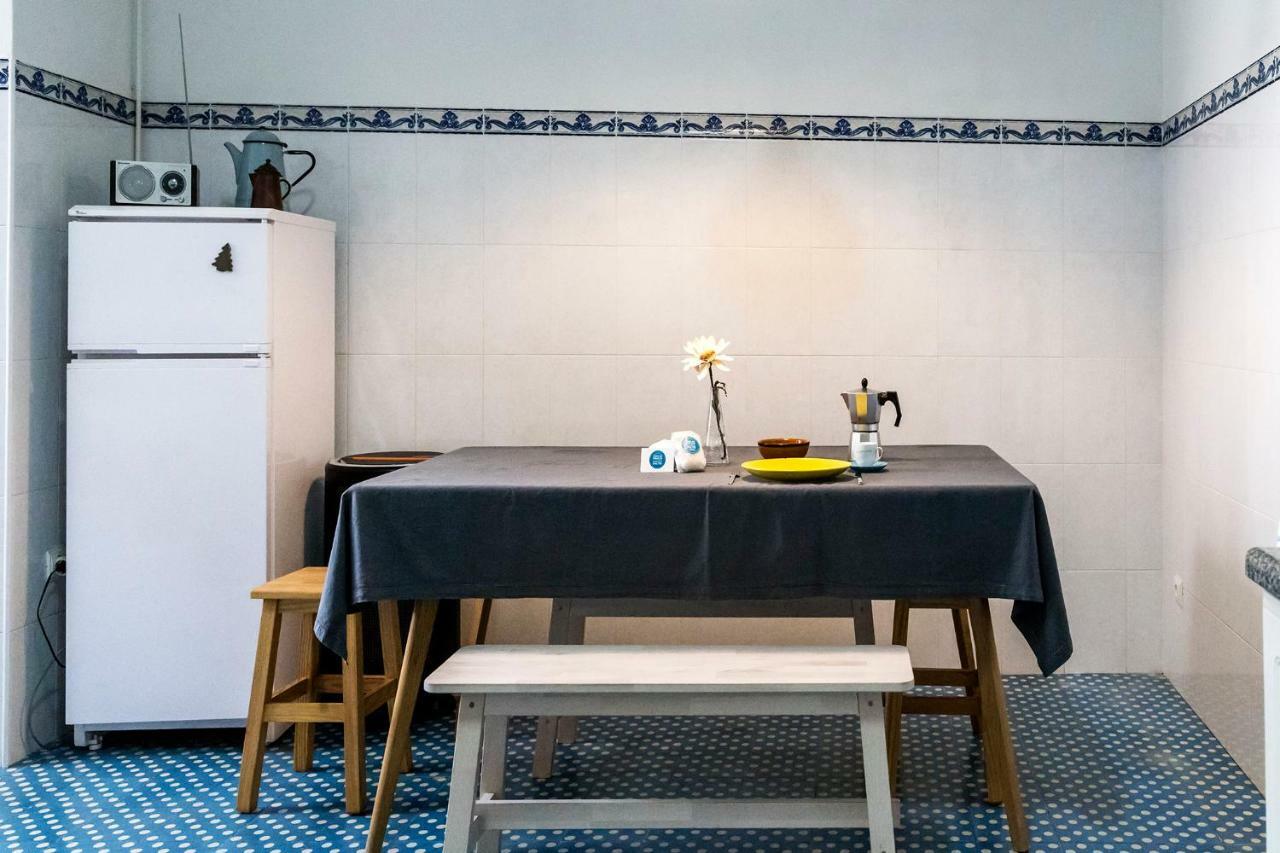 Appartamento Downtown Shelter - Casa Da Praca Aveiro Esterno foto