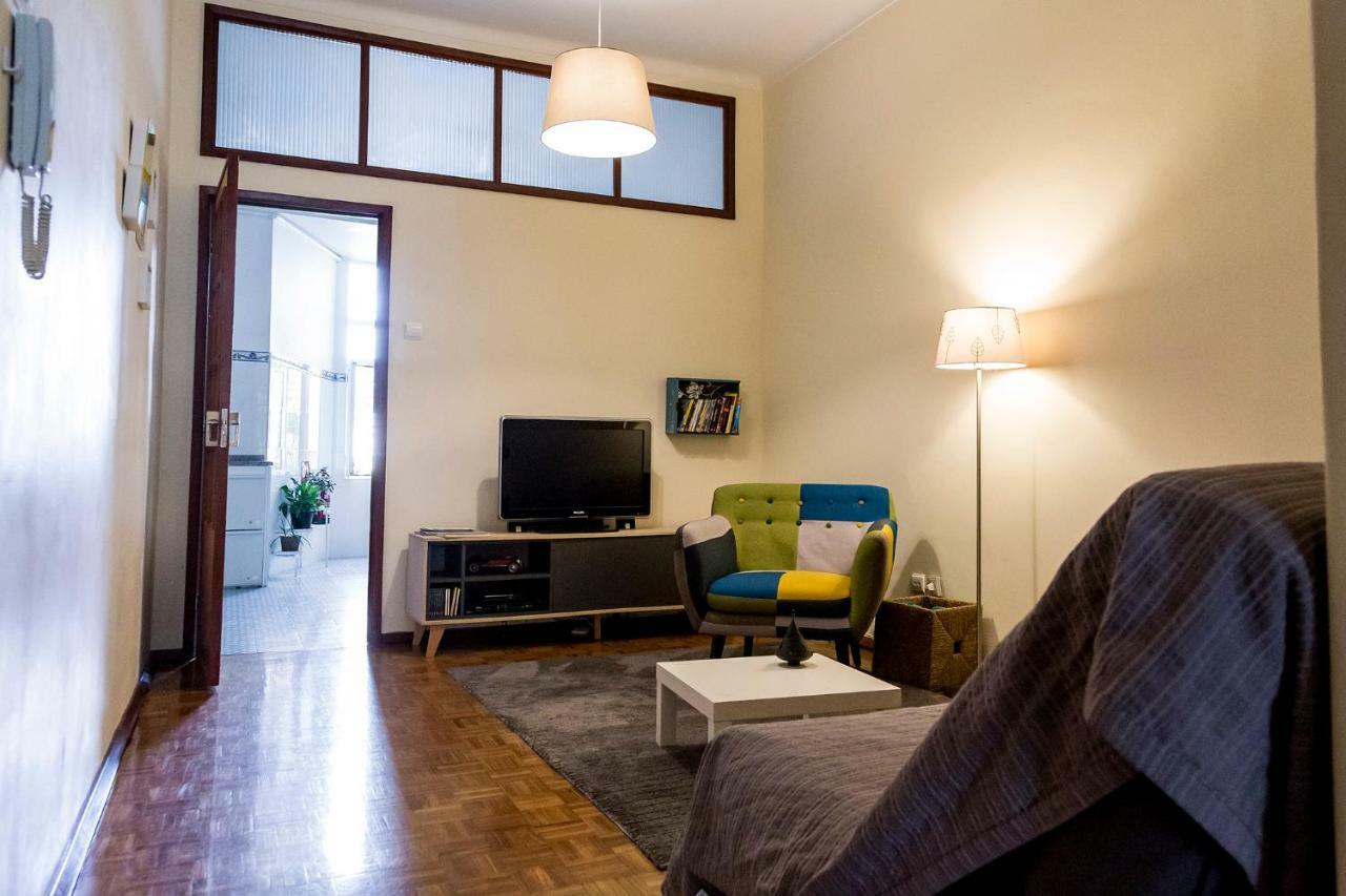 Appartamento Downtown Shelter - Casa Da Praca Aveiro Esterno foto